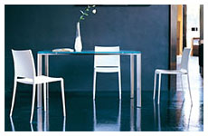 mya chair-logico table