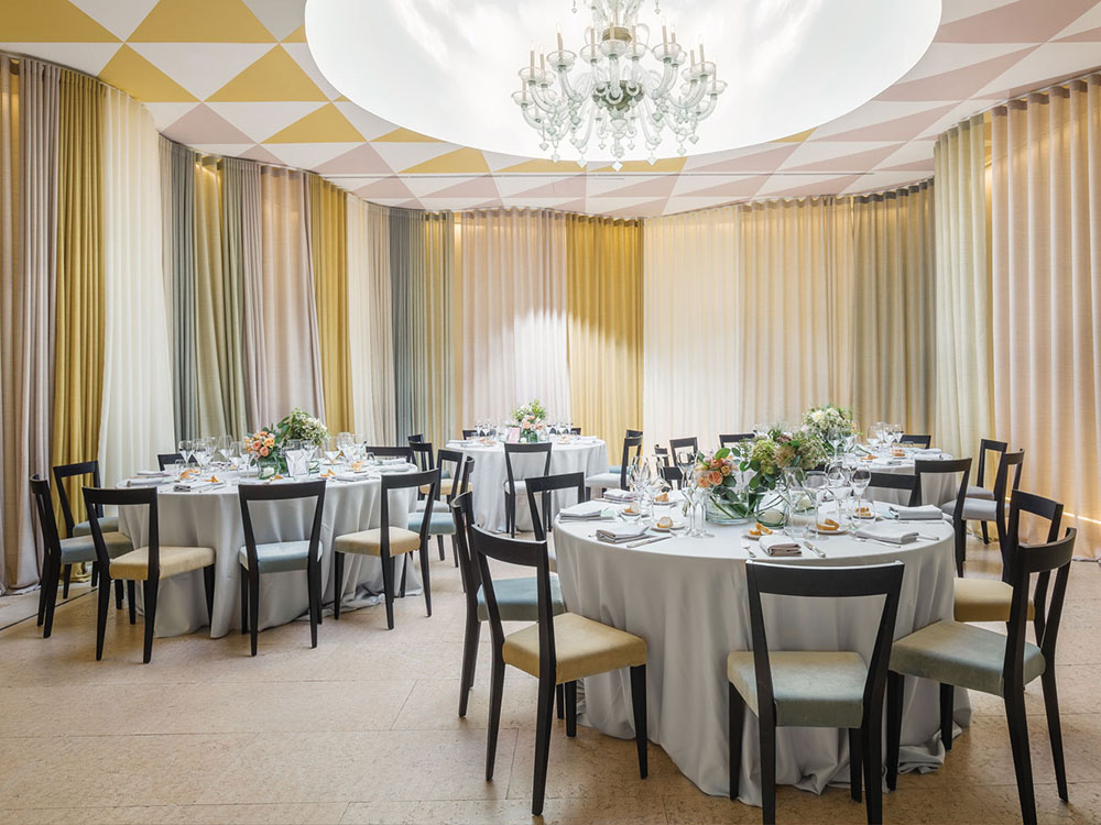 Sedia Livia imbottita