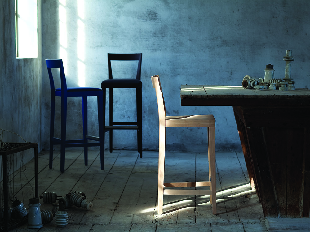 Sgabello Livio sedile imbottito