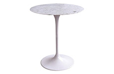 saarinen e57t coffee table